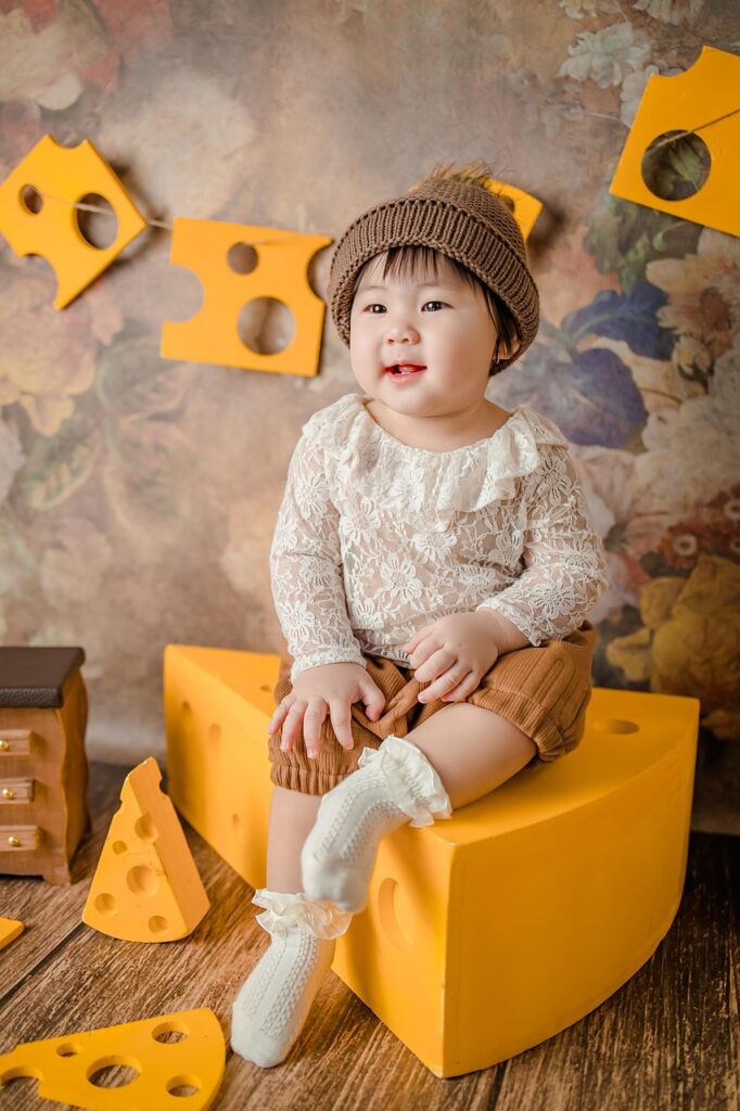 baby, girl, portrait, chinese girl, baby girl, child, cute, adorable, smile, pose, cheese concept, photoshoot